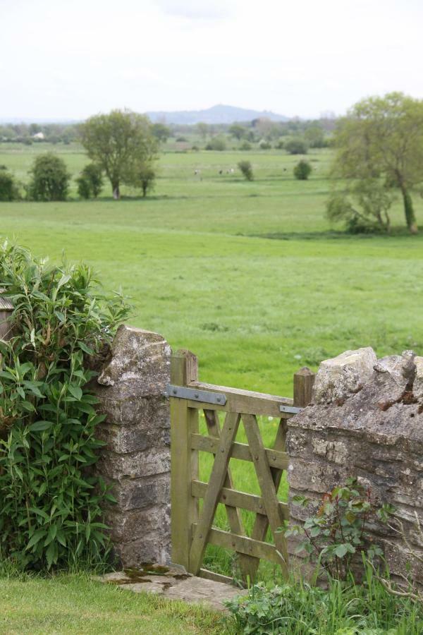 Castle Farm Wedmore Exterior photo